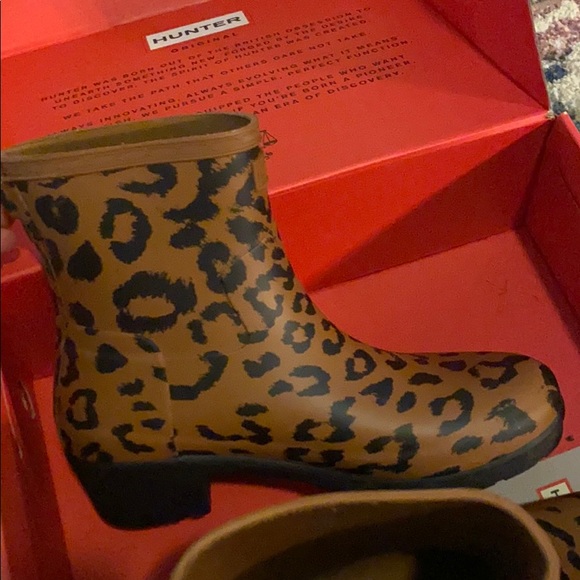hunter rain boots cheetah